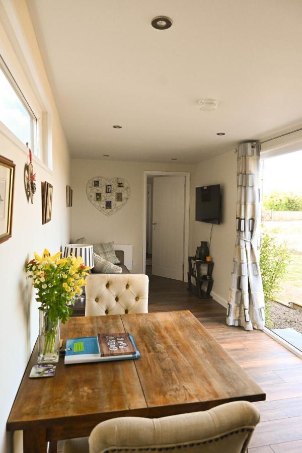 Sweet Pea Cabin Badsey Esterno foto